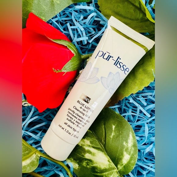 Purlisse Blue Lotus 4 in 1 Cleansing Milk Deluxe Travel Size Sample - Picture 1 of 11